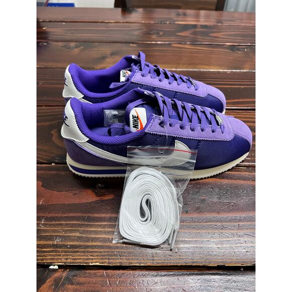 Nike Cortez Purple White DZ2795-500 Women’s Size 9.5 Retro Classic Shoes - Picture 1 of 14